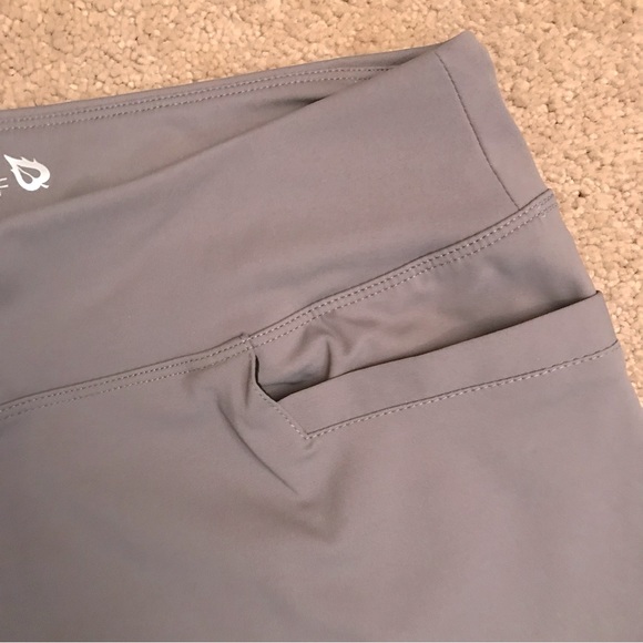 Baleaf Yoga Workout Capri Pants NEW Womens Size Small Dark Grey Deep Pockets - Picture 6 of 11